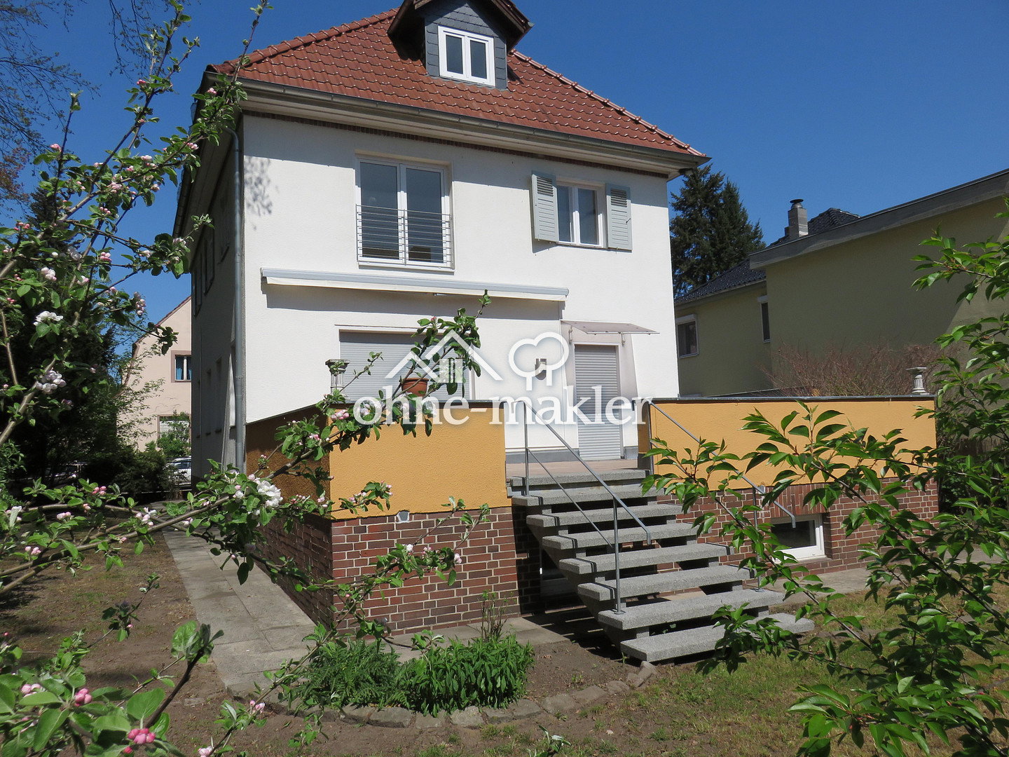 Familienvilla mit Saunameister, 13587 Berlin (Spandau Hakenfelde Kolonie Wannseeaten Siedl. Wohnsiedlung Hakenfelde)