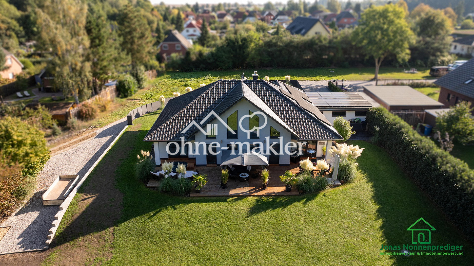 Moderne Einfamilienhaus mit Doppelgarage Garten, 19071 Cramonshagen