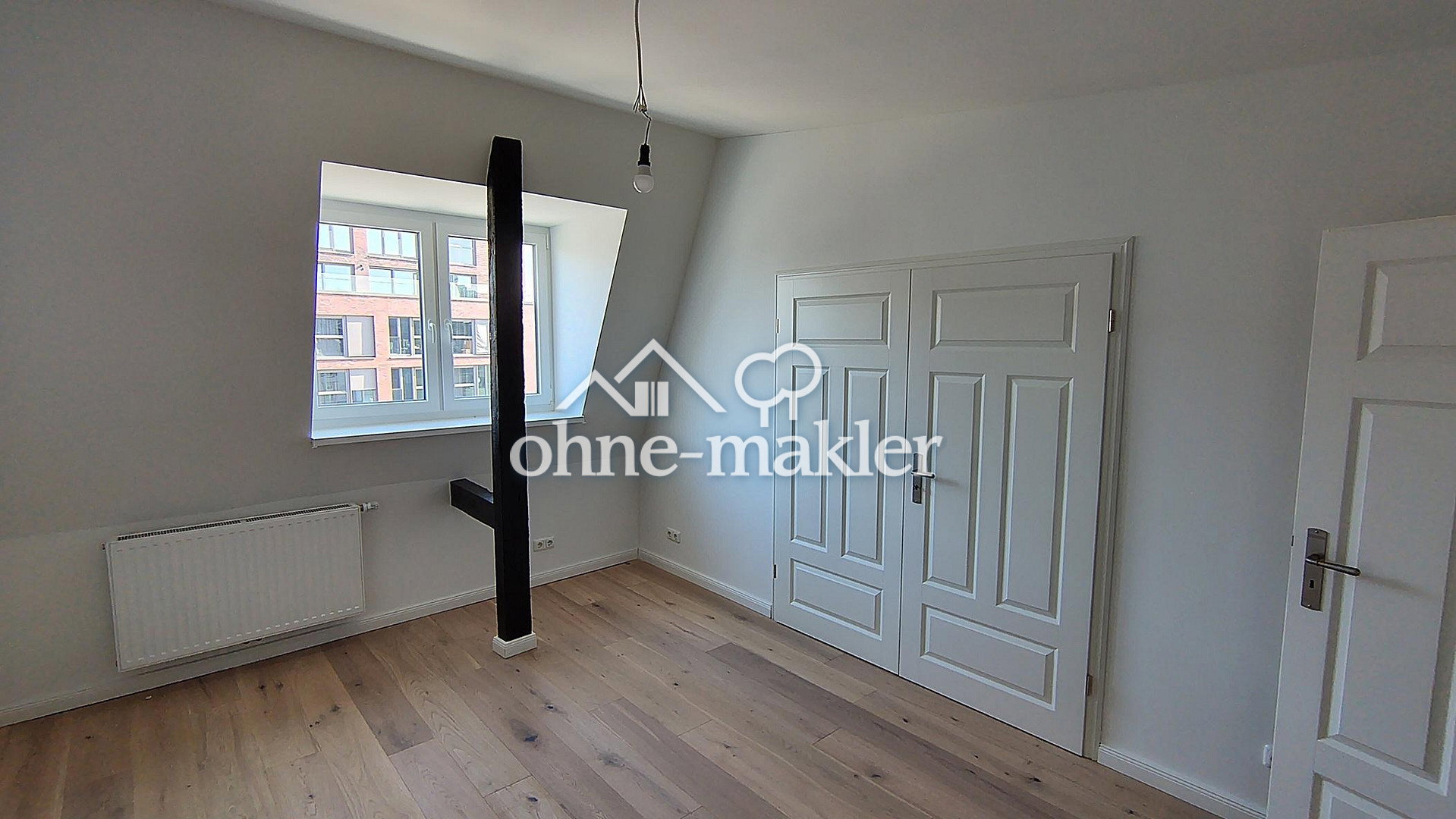 Moderne Dachgeschosswohnung mit Loggia in Zentrum, 22767 Hamburg (Altona Altona-Altstadt Ottensen Sankt Pauli Sternschanze)