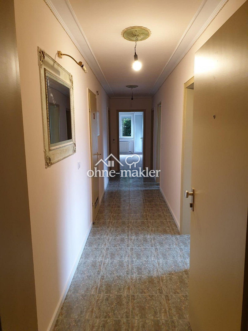 Renovierte 3-Zimmer-Wohnung in Esslingen Hohenkreuz, 73732 Esslingen am Neckar