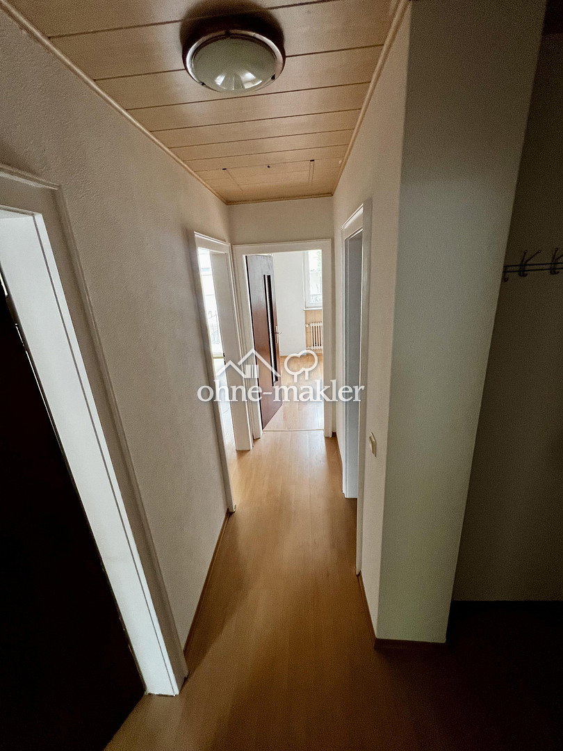 Zentrale 3-Zimmer-Wohnung am Burbacher Markt, 66115 Saarbrücken