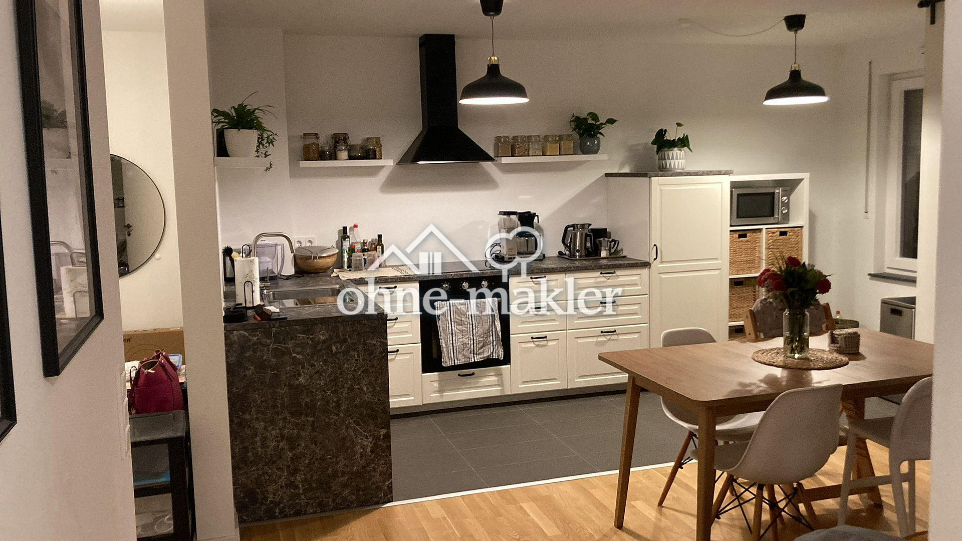 Stylish 3-Zimmer-Wohnung mit Balkon in Herzo-Base, 91074 Herzogenaurach