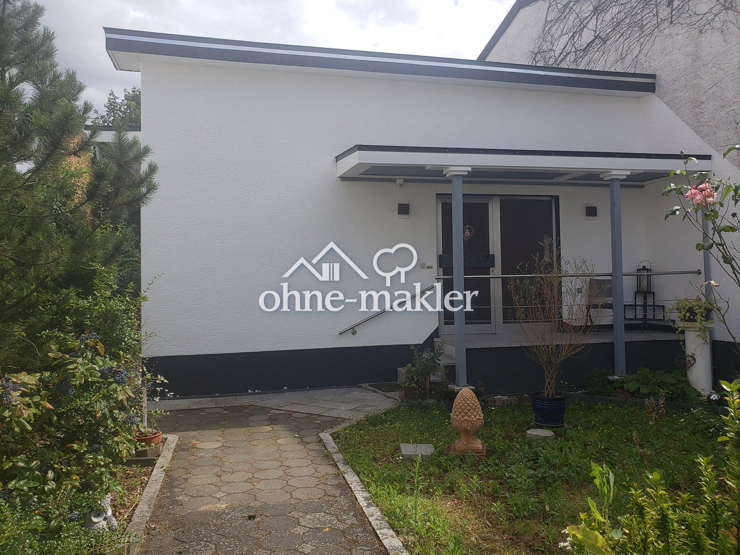 Geräumiger Bungalow mit großer Terrasse, 68623 Lampertheim