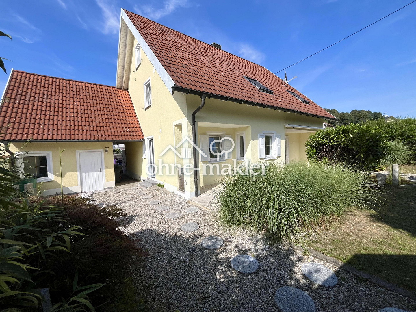 Familienparadies mit Einliegerwohnung in Mickhausen, 86866 Mickhausen