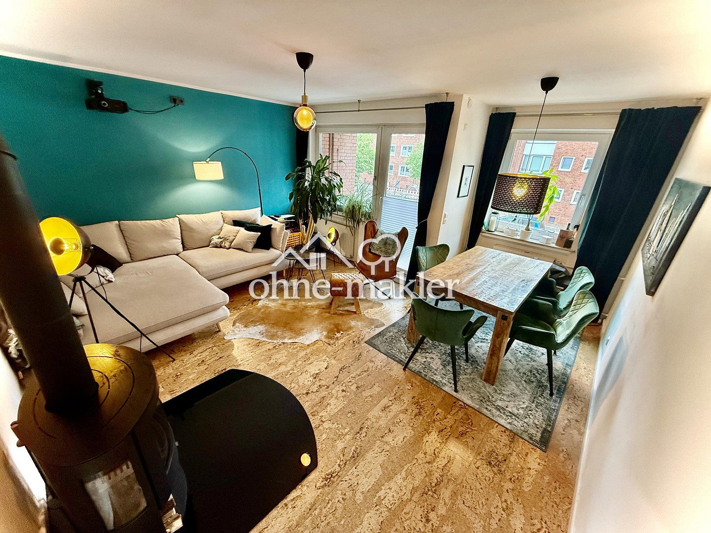 Stilvolle 3-Zimmer-Wohnung mit Kamin und Balkon, 28195 Bremen (Altstadt Bahnhofsvorstadt)