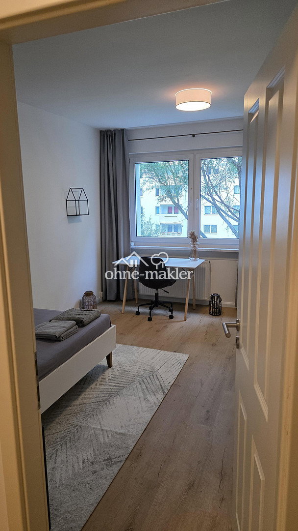 Erstbezug nach Sanierung – modernes 4-Zimmer-Apartment in Berlin, 13057 Berlin (Lichtenberg Hohenschönhausen Falkenberg Neu-Hohenschönhausen)