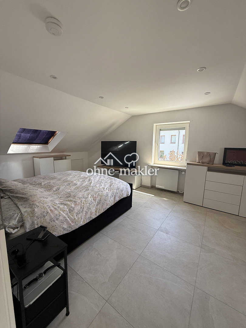 ** 1 von 8 WG-Zimmer ** in einem modernisiertes Reiheneckhaus in Kaufbeuren