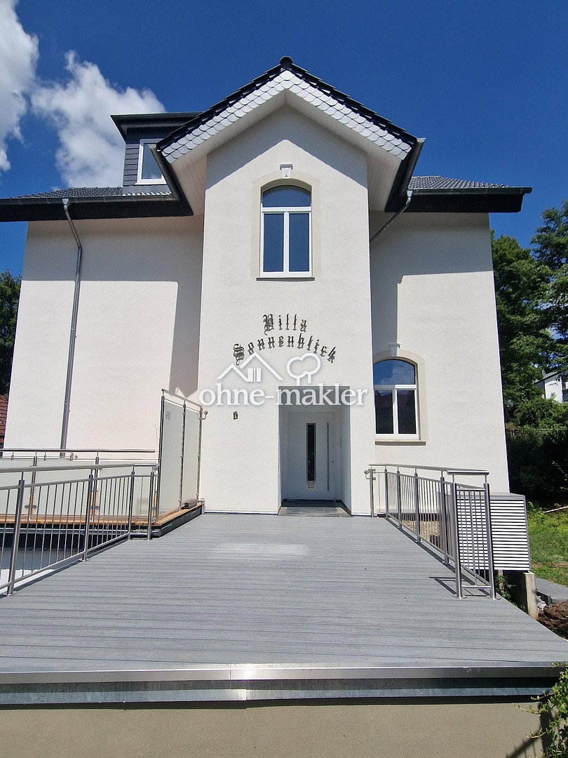 Exklusive Detmolder Villa mit Baugrundstück, 32760 Detmold