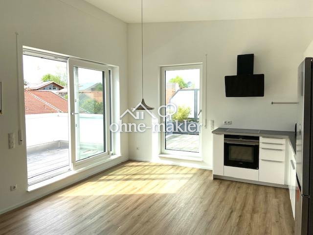 Sonnige 2-Zi DG-Wohnung mit Dachterrasse im Zentrum, 83607 Holzkirchen