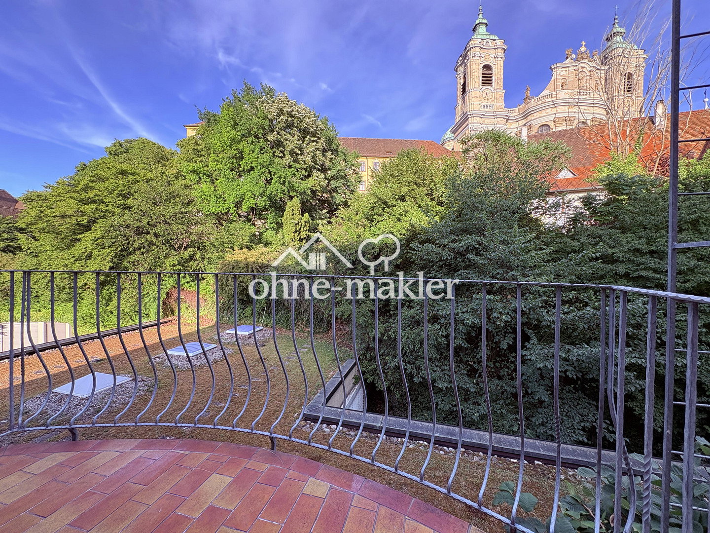 Großzügige Maisonette mit Basilika-Blick in Zentrum von Weingarten, 88250 Weingarten