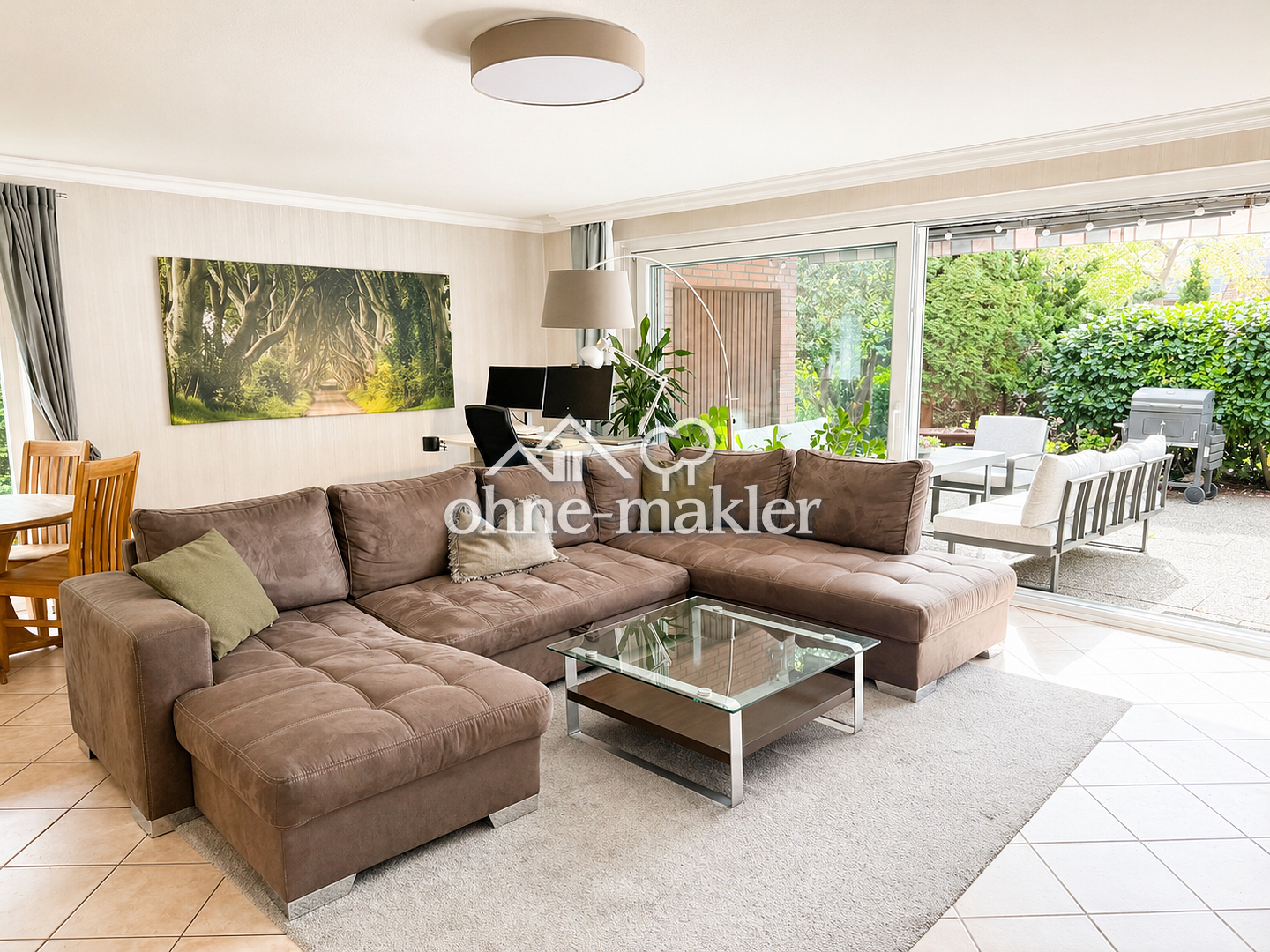 Charmante Eigentumswohnung mit 30 m Terrasse in Bramfeld