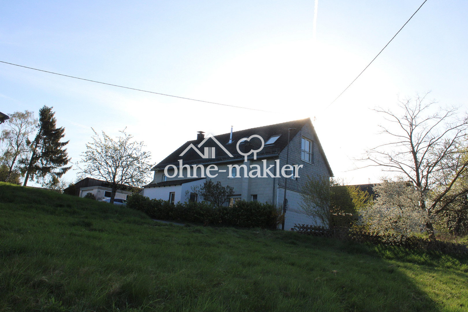 Renovierte 4-Zimmer-Wohnung mit Garten in Auderath, 56766 Auderath