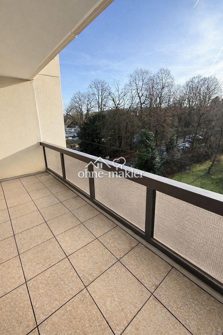 Langerfeld Helle 4-Zimmer-Wohnung mit Balkon, 42389 Wuppertal (Langerfeld)