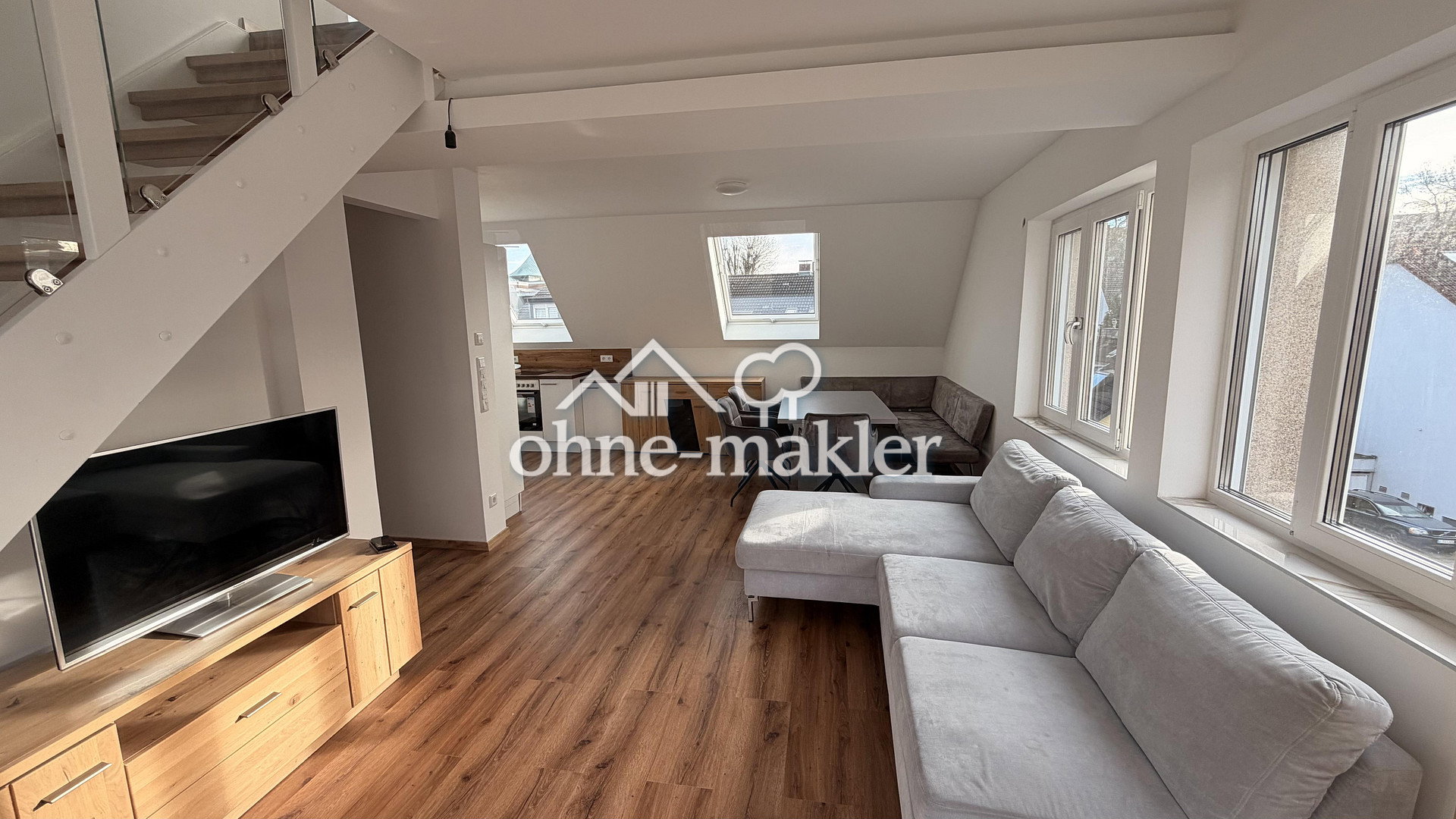 Idyllische 5-Zimmer-Maisonette in Düsseldorf, 40627 Düsseldorf (Gerresheim Unterbach Vennhausen)
