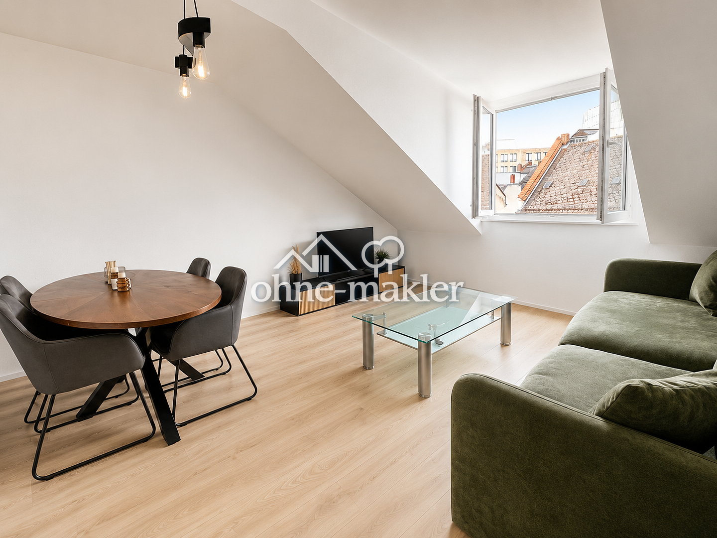 Dachgeschosswohnung in Frankfurter Top-Lage, 60313 Frankfurt am Main (Altstadt Innenstadt)