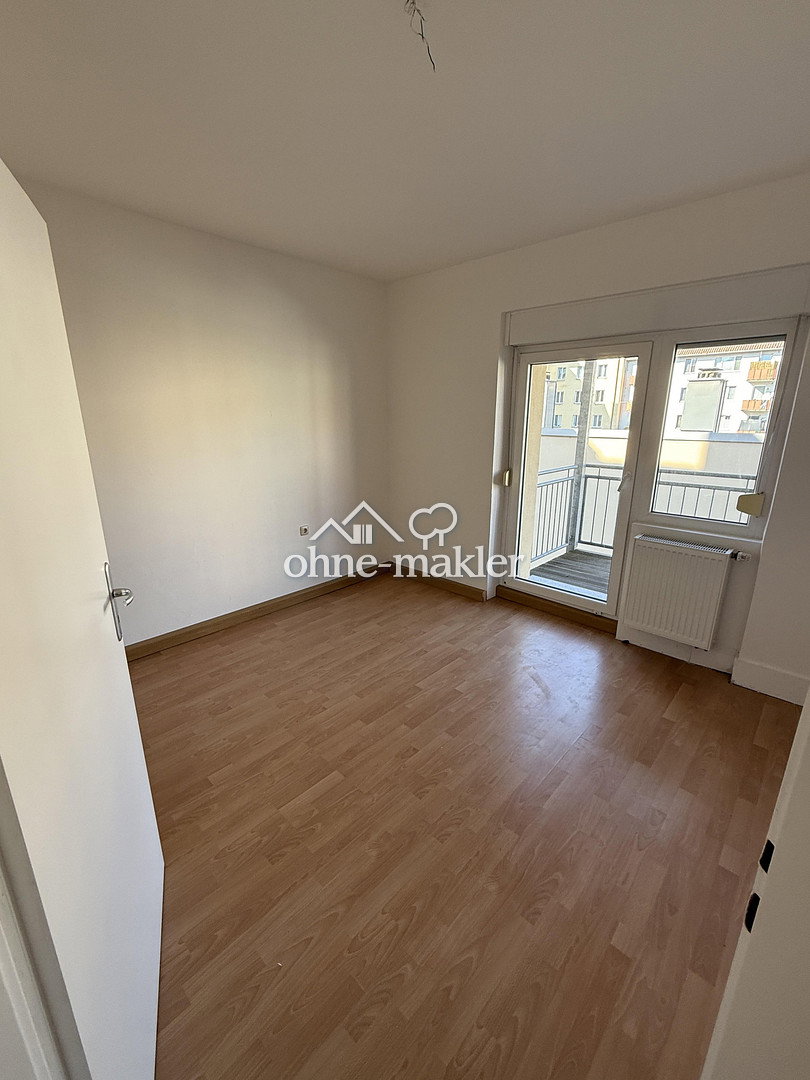 4-Zimmer-Wohnung mit Balkon in zentraler Lage, 97421 Schweinfurt
