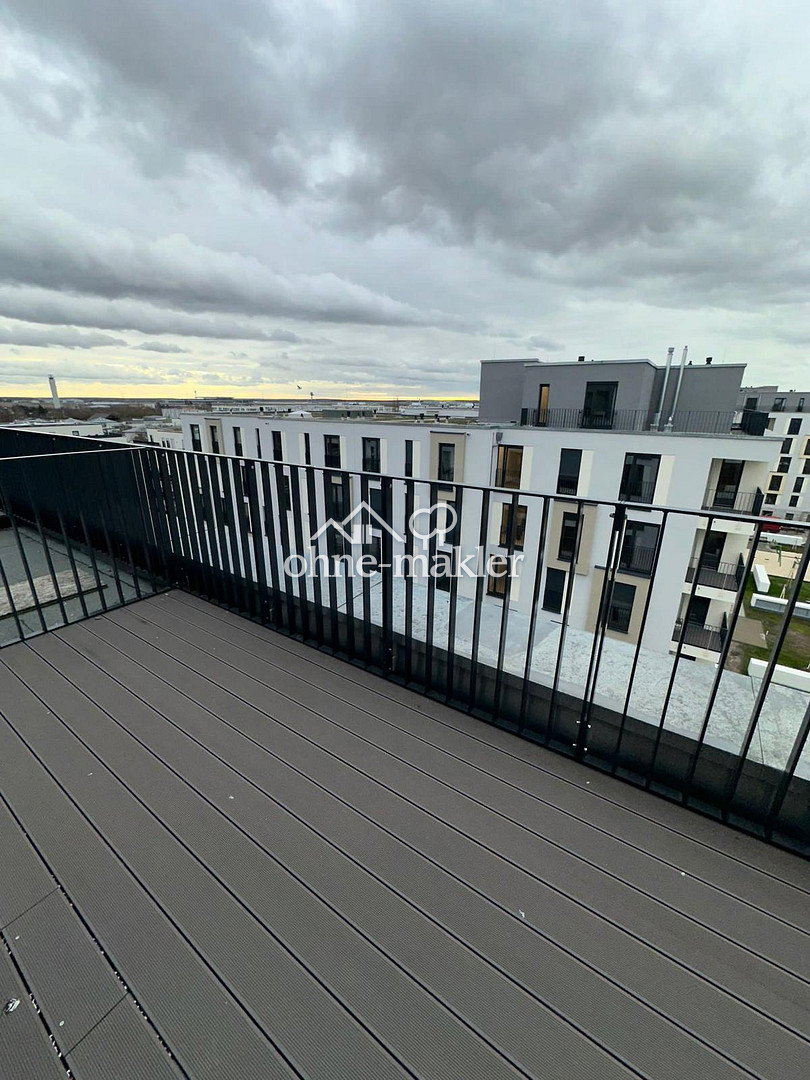 Penthouse mit Dachterrasse in Schönefeld