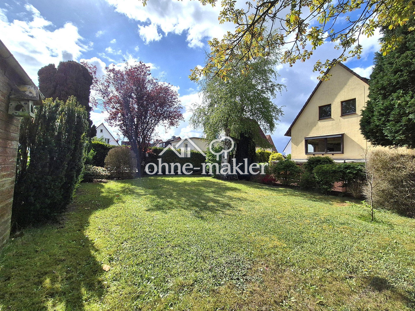 Charmantes Einfamilienhaus mit großem Garten in Stade, 21680 Stade