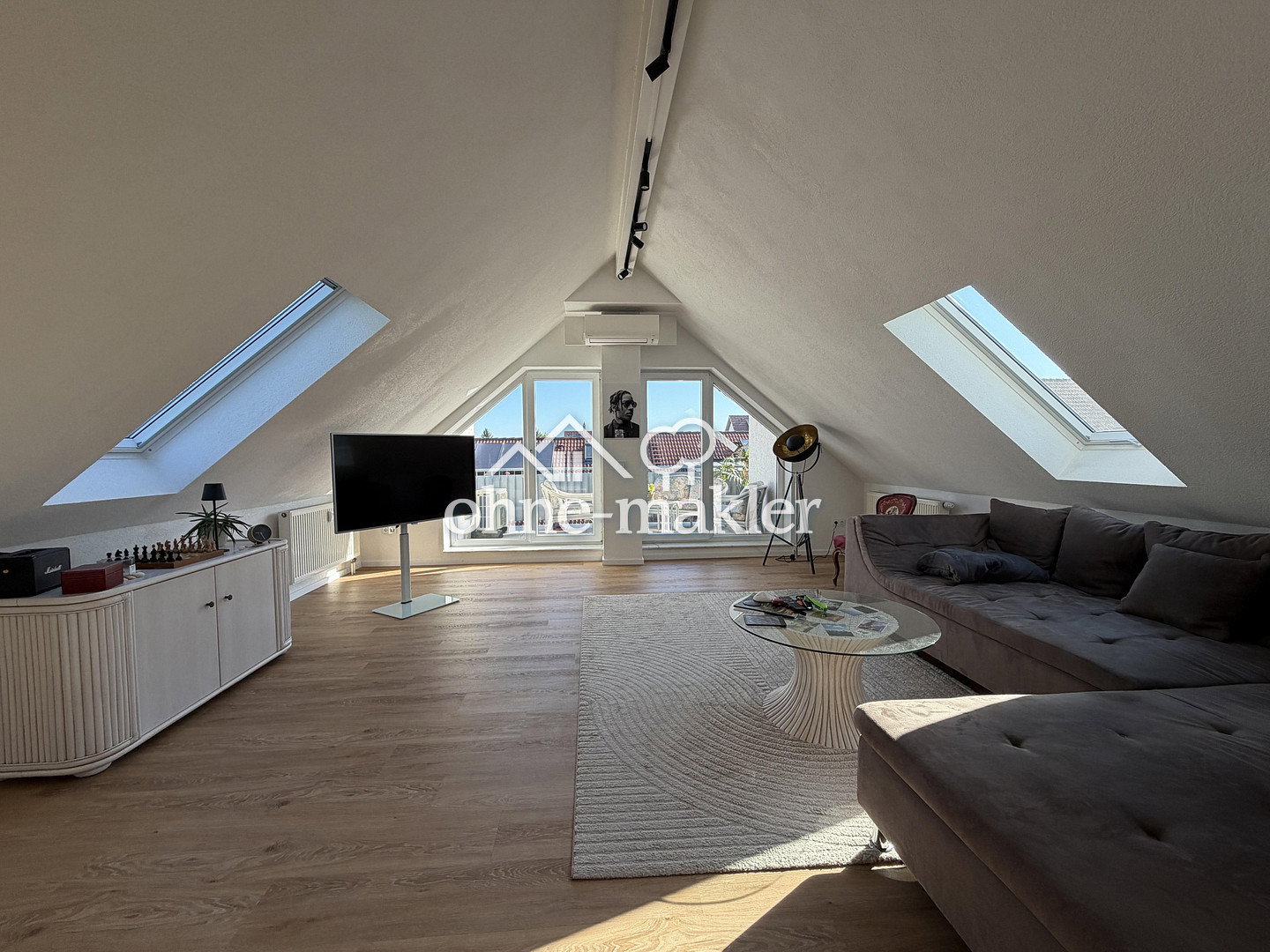 Dachgeschosswohnung mit großem Balkon in Bruchsal, 76646 Bruchsal