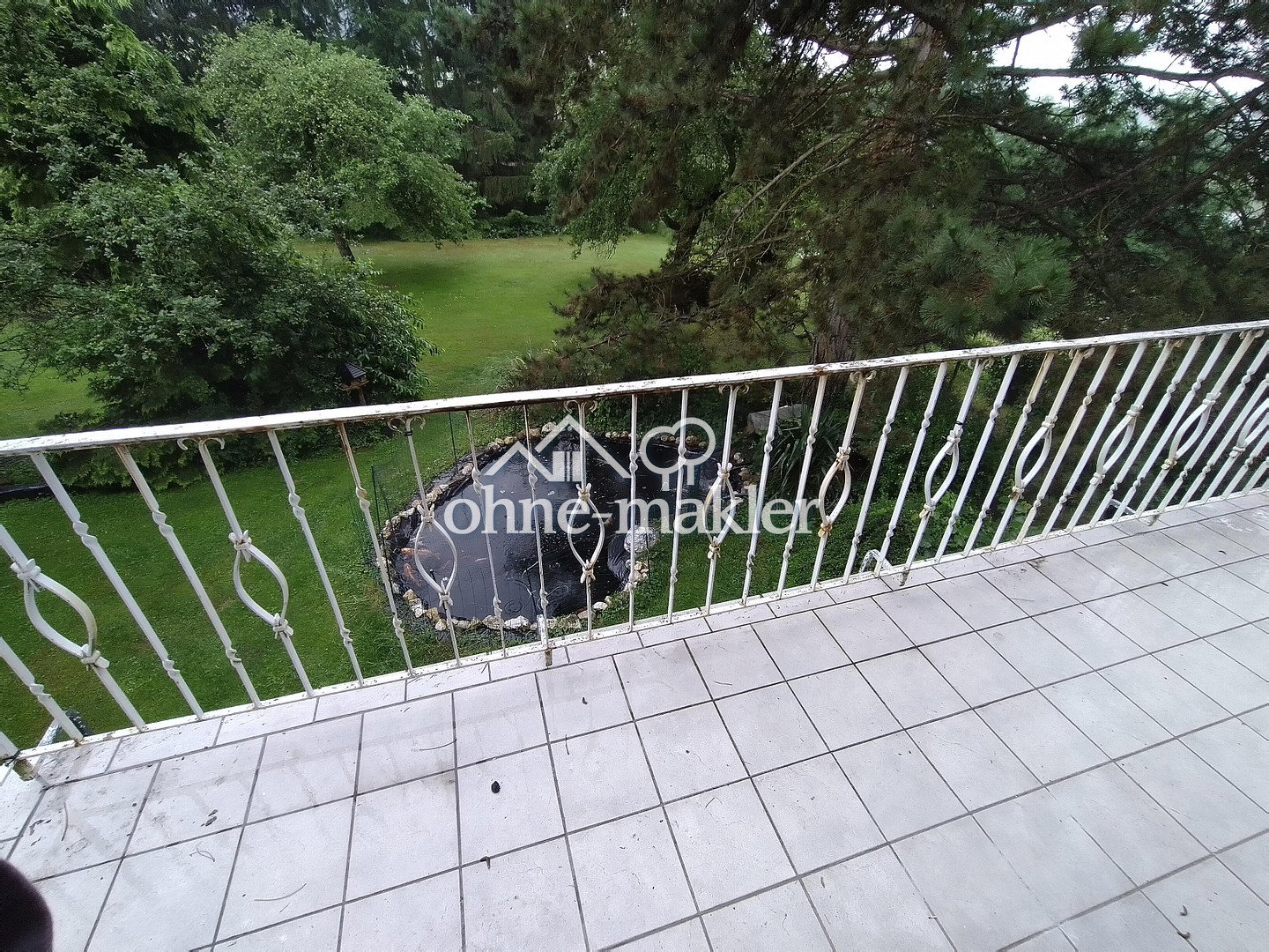 image-72463868