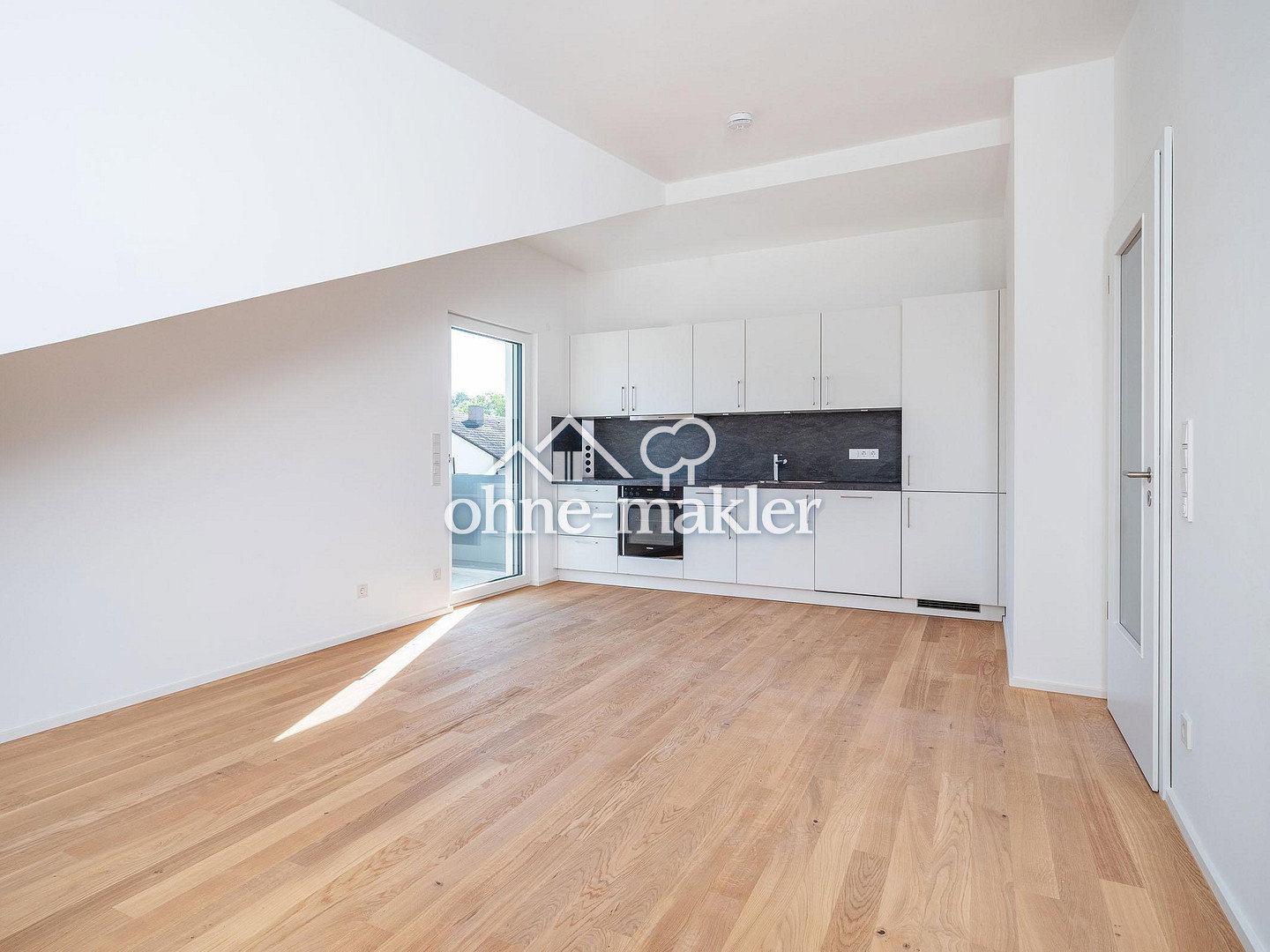 Charmante Neubau-DG-Wohnung in Vaterstetten-Parsdorf, 85599 Vaterstetten (Parsdorf)