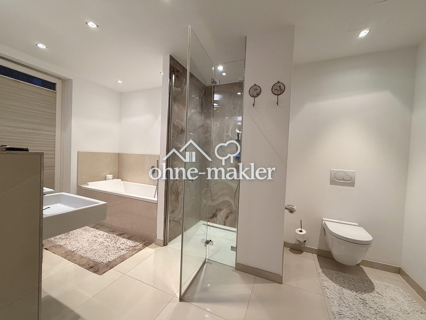 Luxuriöse Wohnung mit atemberaubender Aussicht, 60322 Frankfurt am Main (Dornbusch Innenstadt Nordend-West Westend-Nord Westend-Süd)