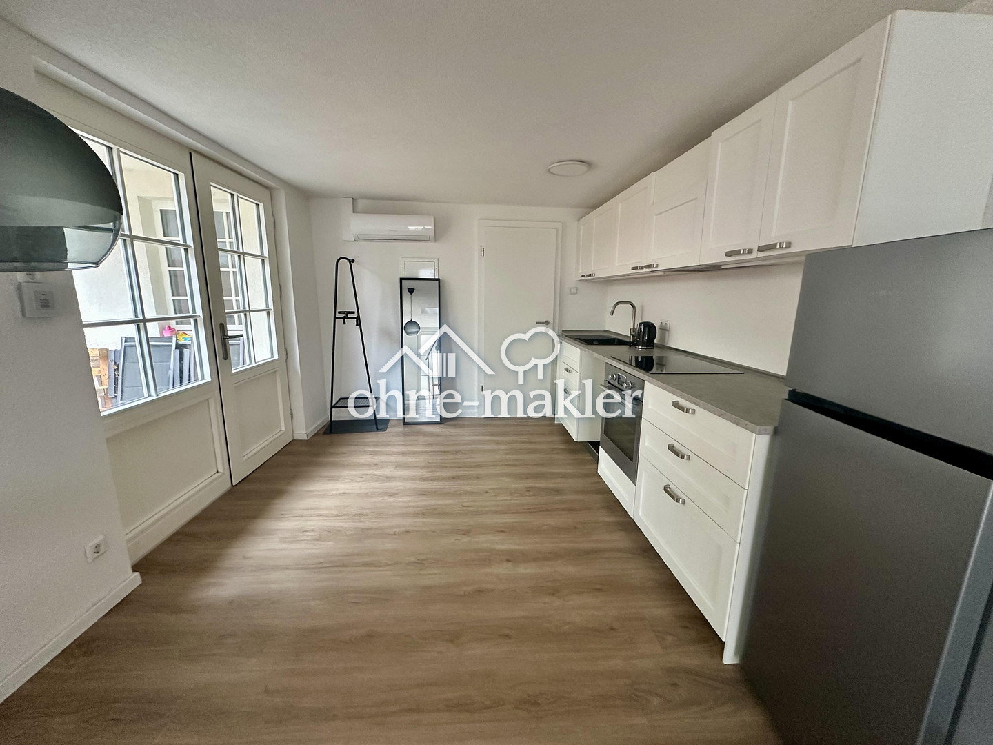 Moderne Maisonettewohnung mit eigenem Eingang, Terrasse und hochwertiger Einbauküche, 75031 Eppingen