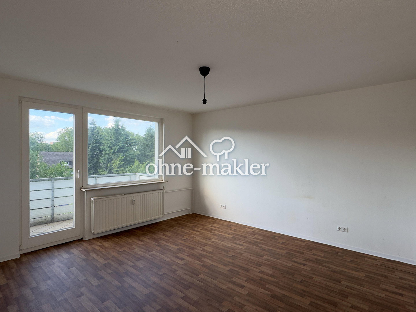 Großzügige 3,5-Zimmer-Wohnung mit Balkon in Duisburg-Beeck, 47139 Duisburg (Beeck Beeckerwerth Untermeiderich)