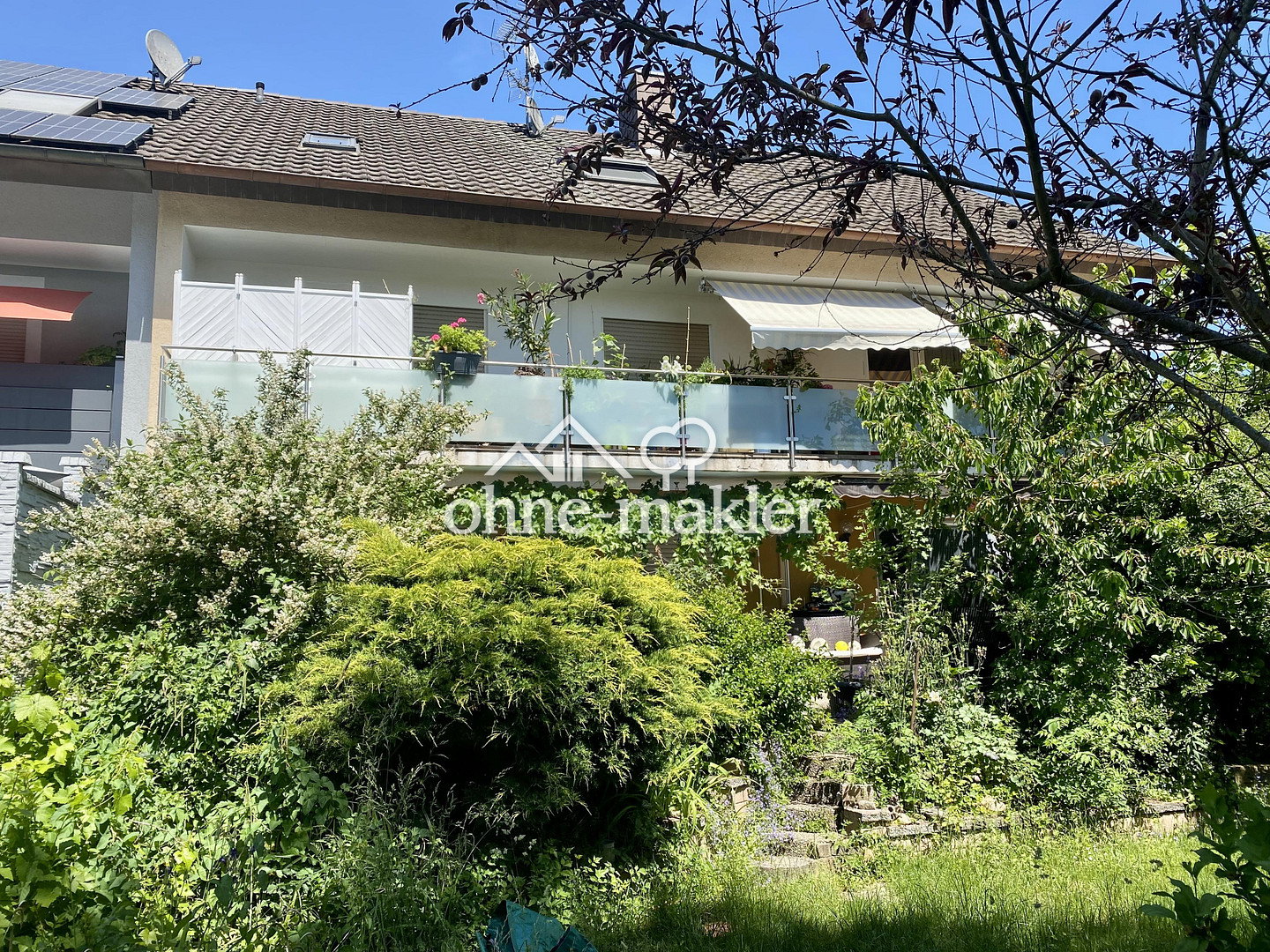 Charmante Dachgeschosswohnung - Großzügiges Wohn-Esszimmer Loggia, 79331 Teningen