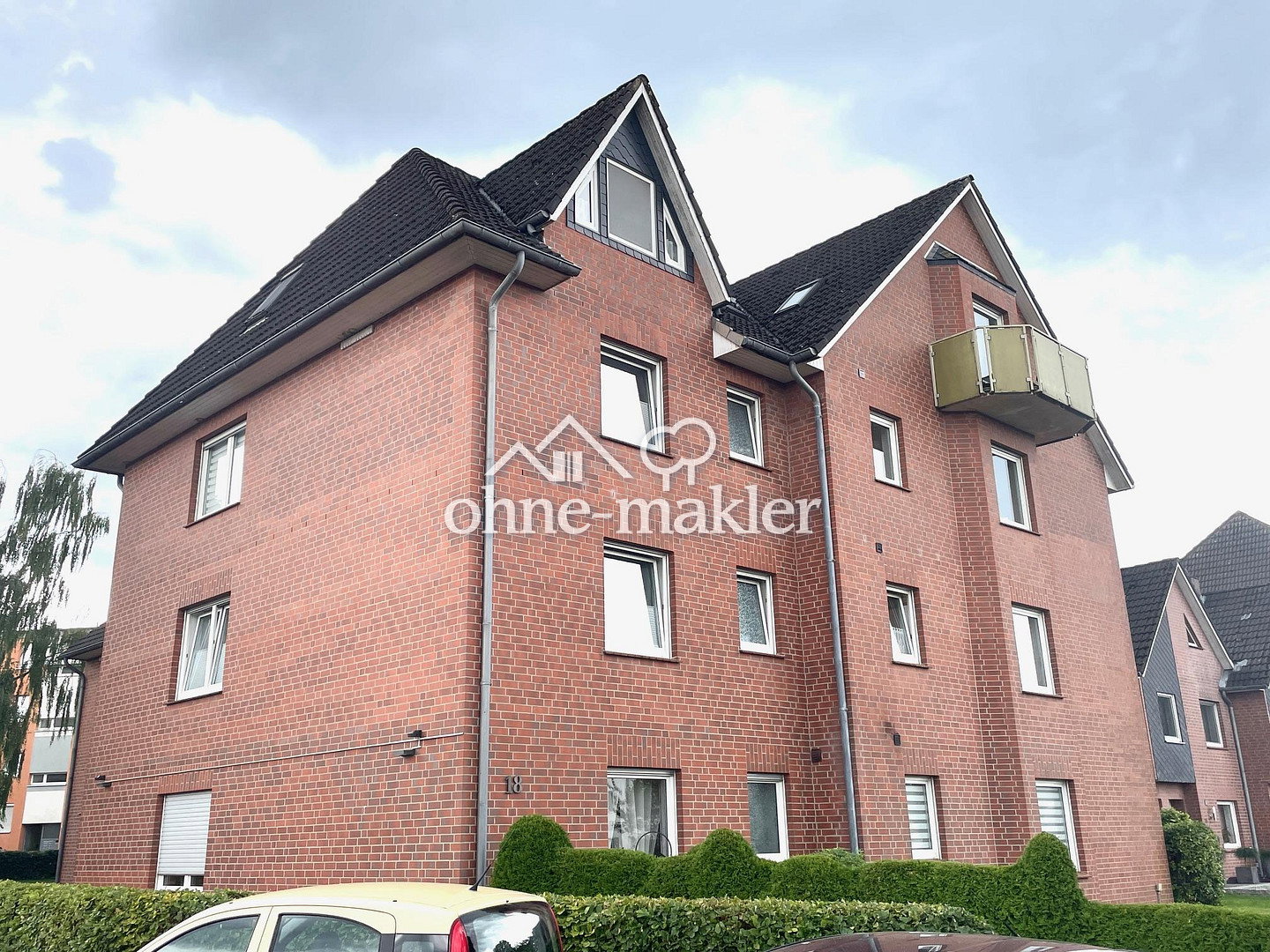 Dachgeschosswohnung in Zeven – ruhig & zentral – Brakeweg 18, 27404 Zeven – Bild 1 von 8
