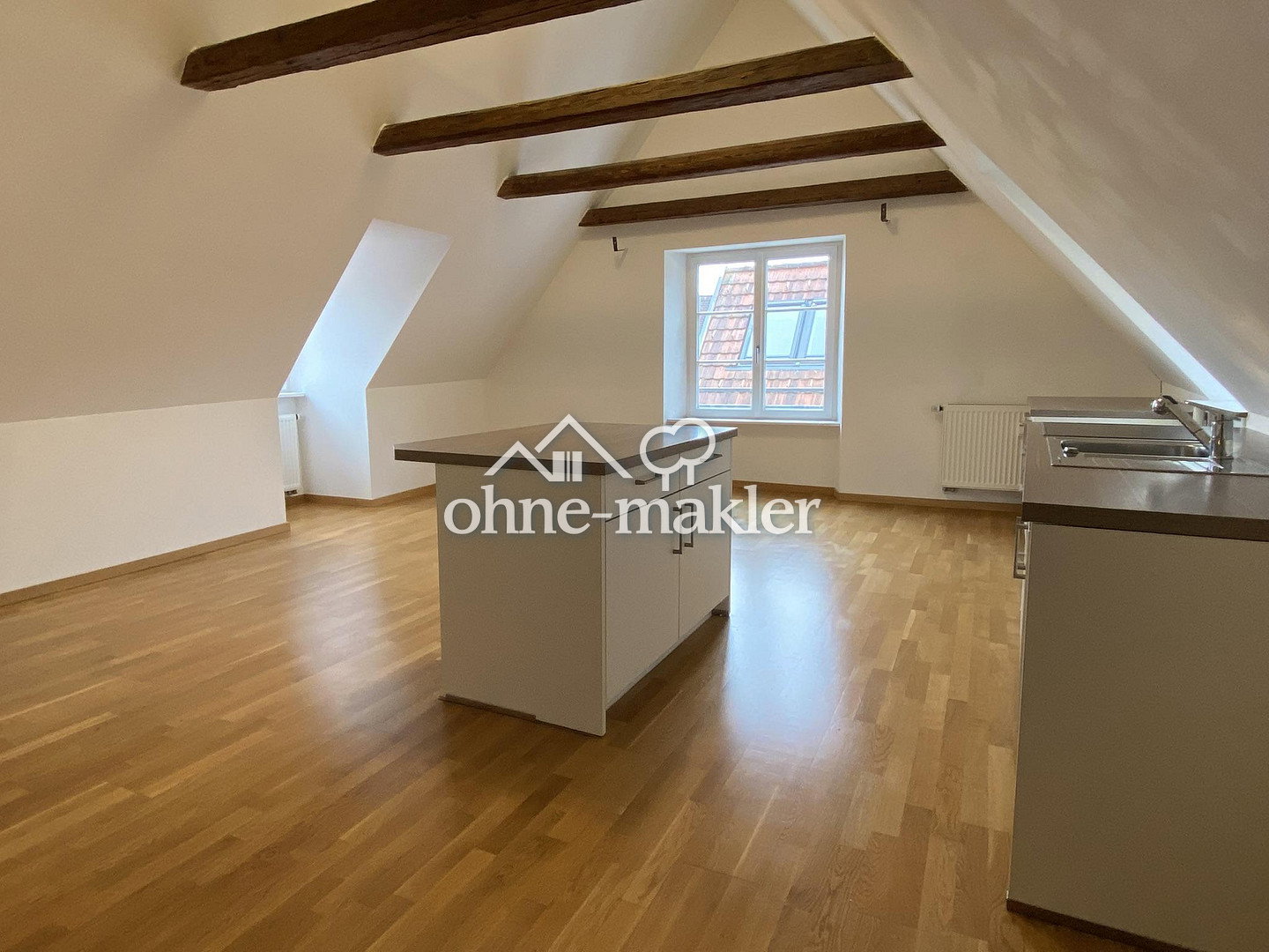 Helle Dachgeschosswohnung – Charme Panoramablick, 87439 Kempten (Allgäu)