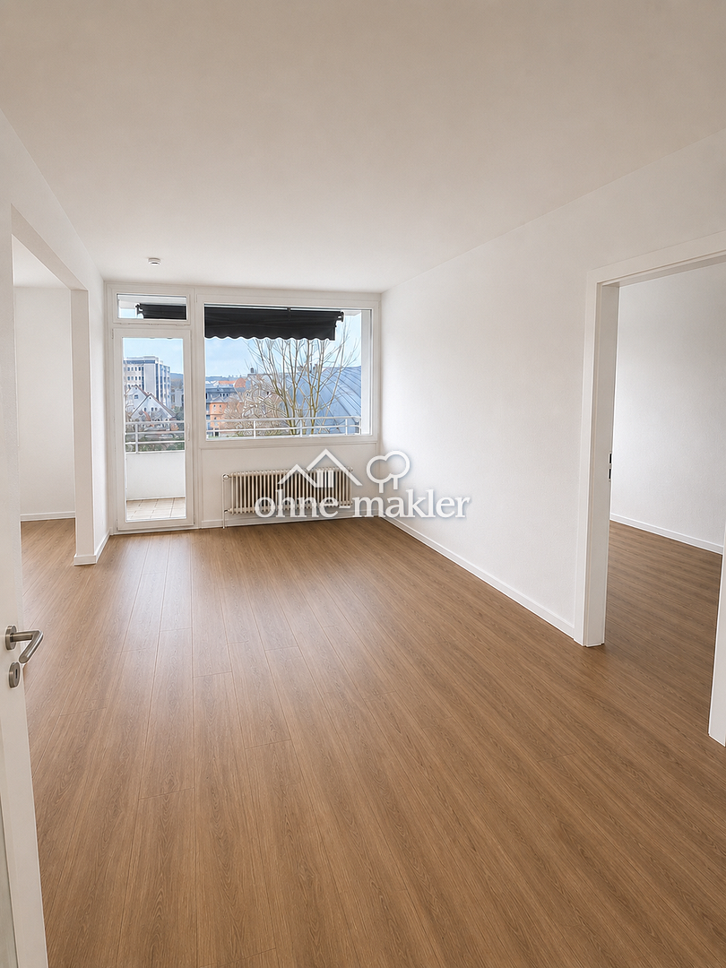 Frisch renoviert, 2 Zimmer, Südostbalkon Einbauküche, 35394 Gießen