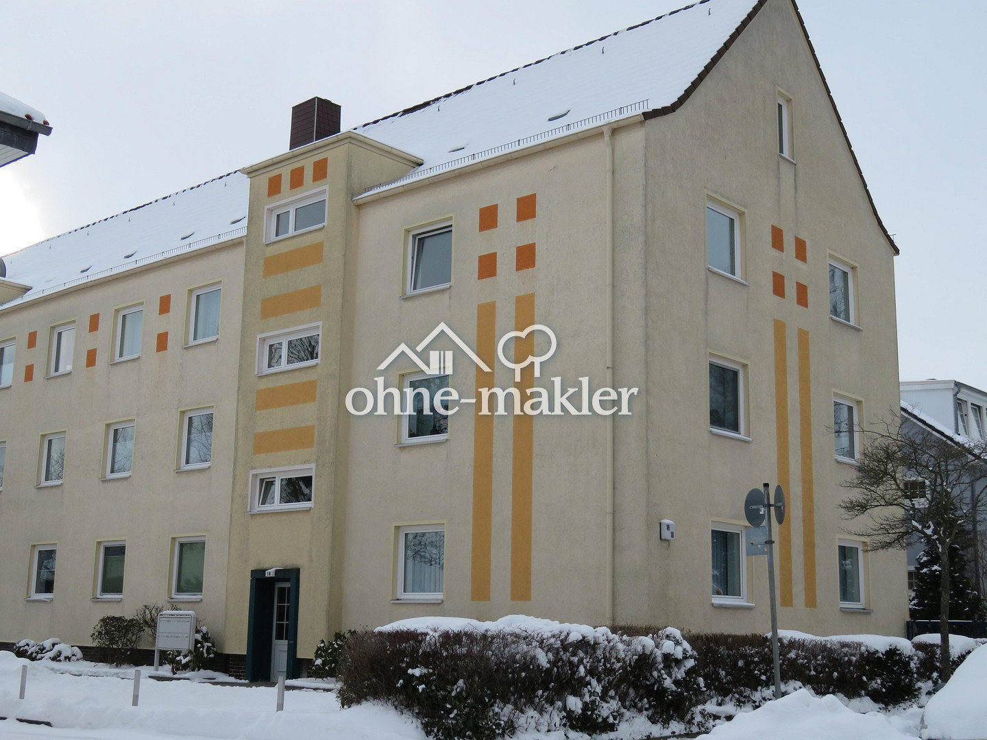 Hell und freundlich, zentraler Balkonblick, 38350 Helmstedt