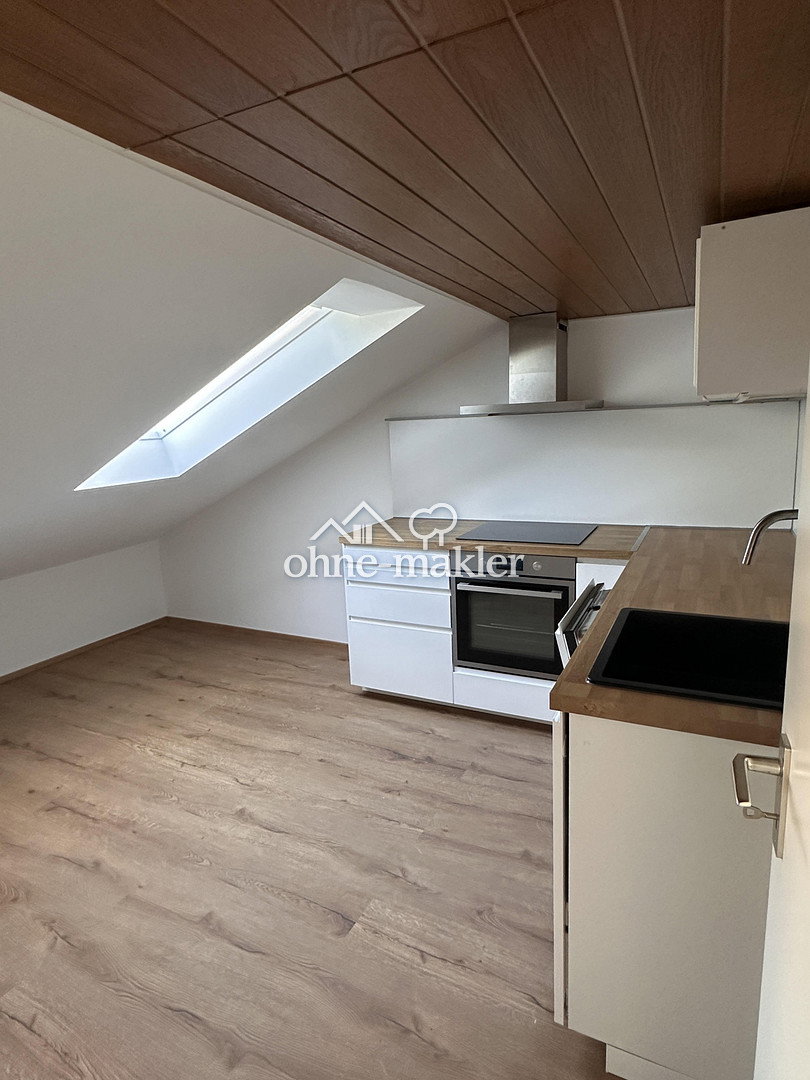 Dachgeschosswohnung mit Ausblick in Freising, 85354 Freising
