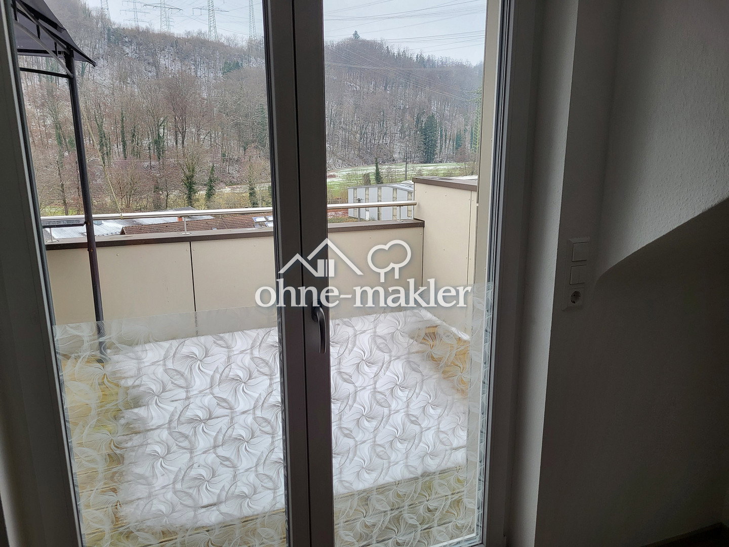 Ruhige Dachgeschoßwohnung mit Balkon in Wehr, 79664 Wehr