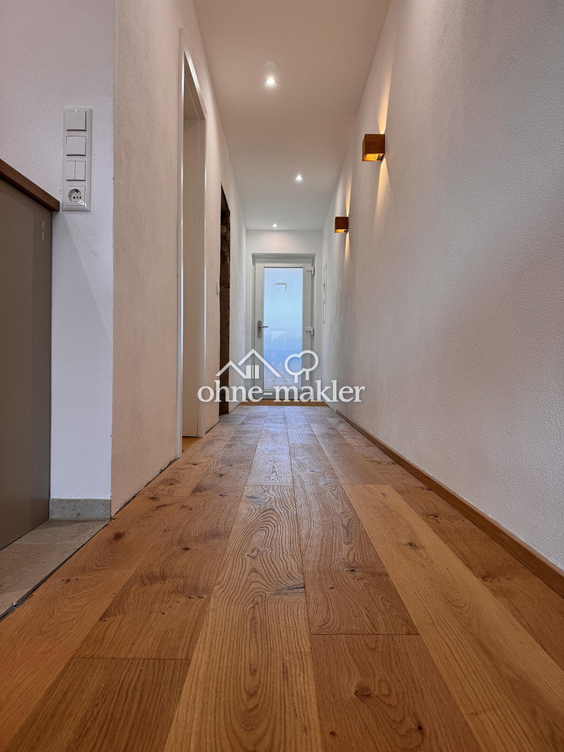 Neu renoviert - eigener Tiefgaragenplatz, 83253 Rimsting