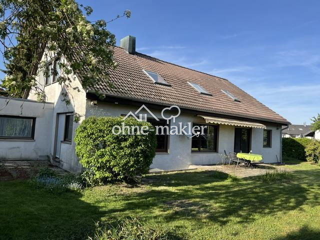 Zentrales Haus mit großem Garten, 71083 Herrenberg