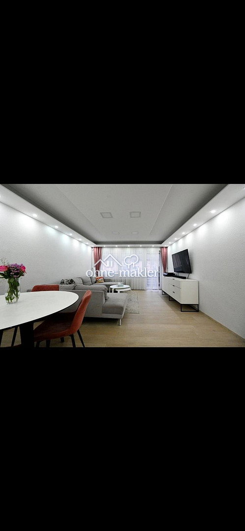 Helle 3,5-Zimmer-Wohnung mit Balkon, 73207 Plochingen