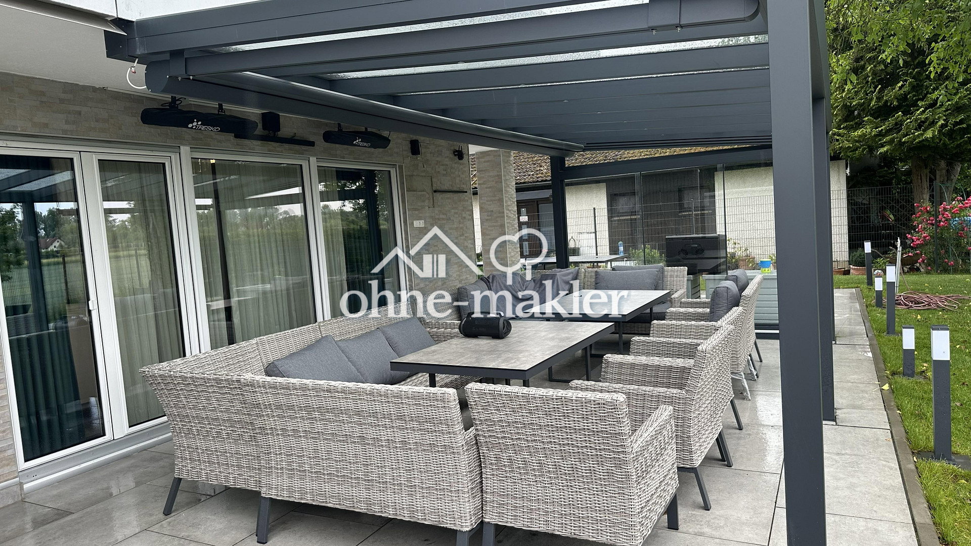 Modernes EFH mit Doppelgarage im Grünen, 85368 Moosburg a.d. Isar