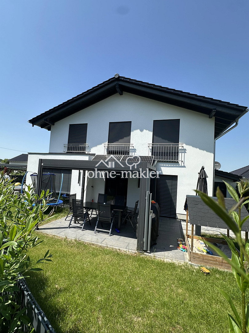 Modernes Einfamilienhaus in ruhiger Lage, 53562 Leubsdorf