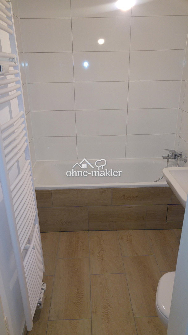 Komplett sanierte DG-WG-Zimmer, zentral in Bochum, 44803 Bochum (Altenbochum Laer Wiemelhausen)