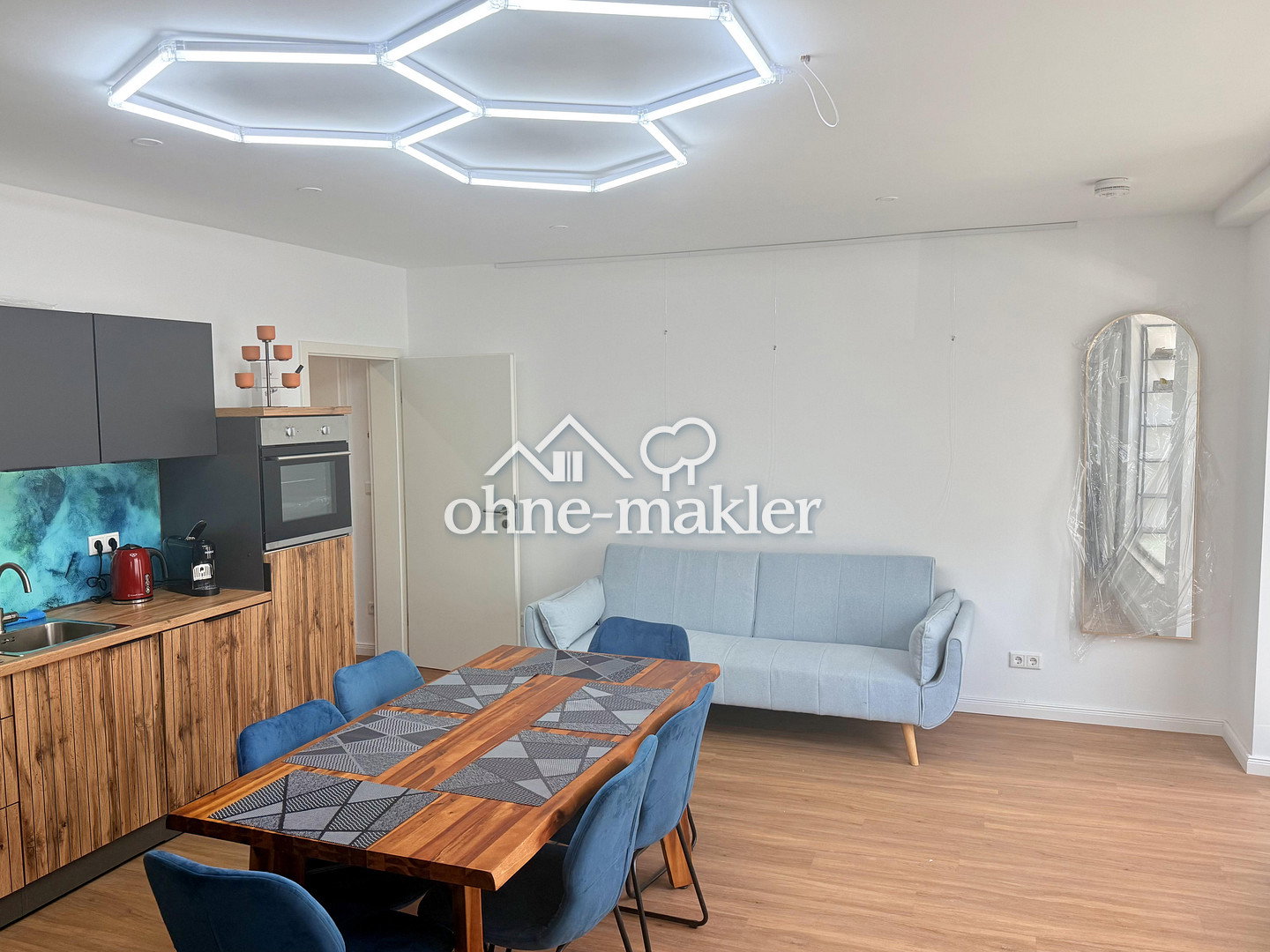 Charmantes Saniertes Apartment im Zentrum von Erlangen, 91054 Erlangen (Burgberg Erlangen-Nord Erlangen-Ost Innenstadt Sieglitzhof)