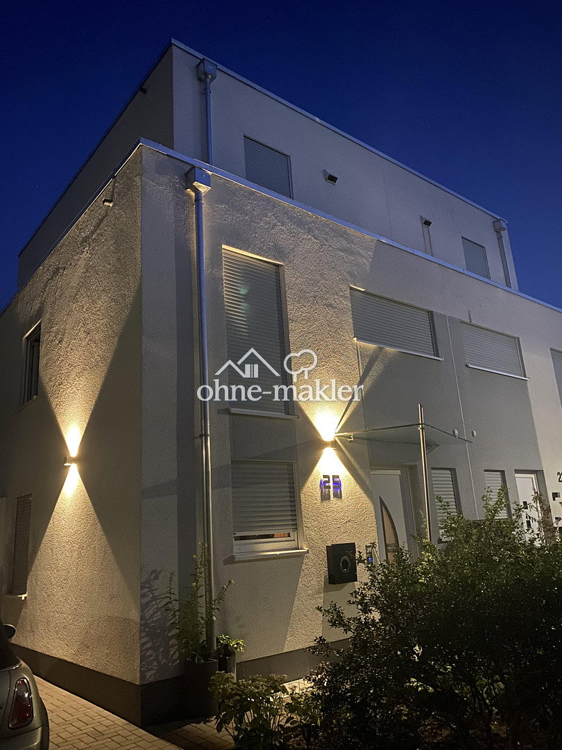 Luxuriöses Doppelhaus in Naturidylle, 47803 Krefeld