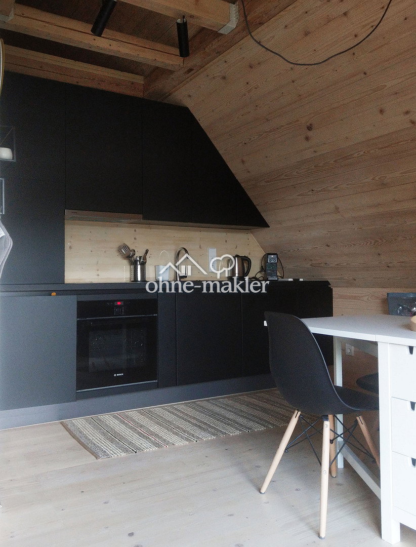 Dachwohnung mit Ausblick – Stuttgart Zuffenhausen, 70435 Stuttgart (Stammheim Zuffenhausen)