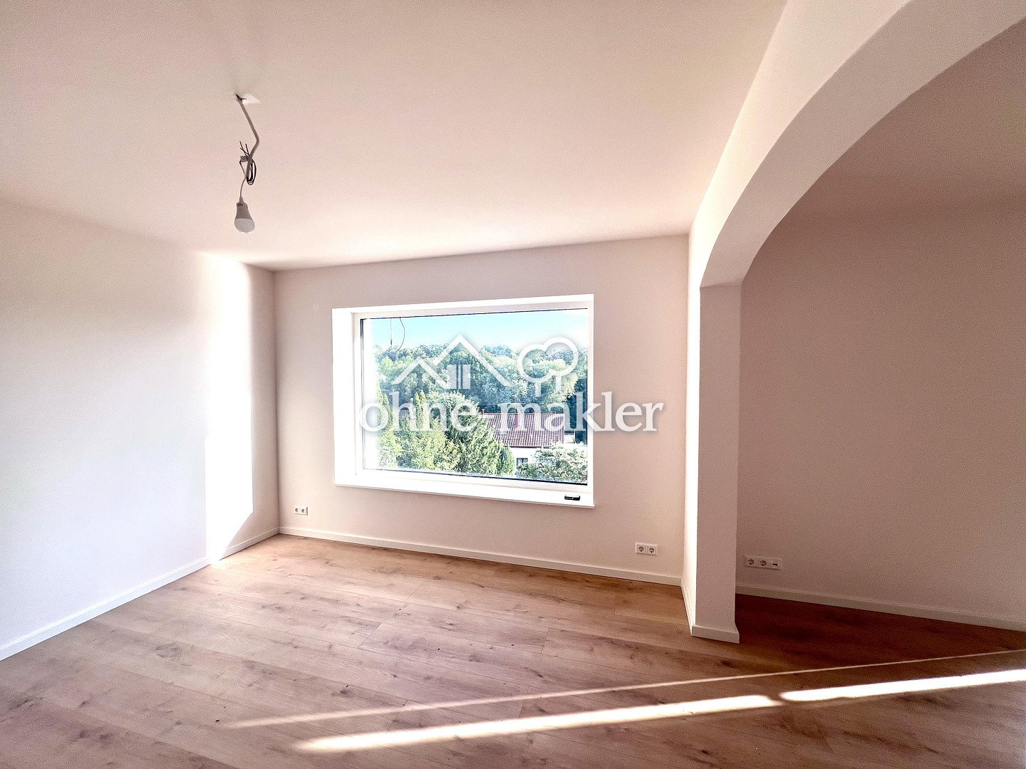 Elegante 3,5-Zimmer-Wohnung mit Garten Kamin, 70567 Stuttgart (Möhringen)