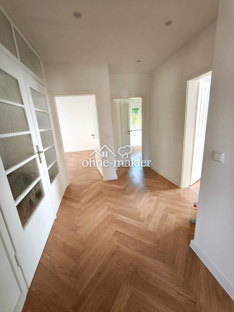 Modernisierte 4,5-Zimmer-Wohnung nahe Hölderlinplatz, 70193 Stuttgart (Nord West)