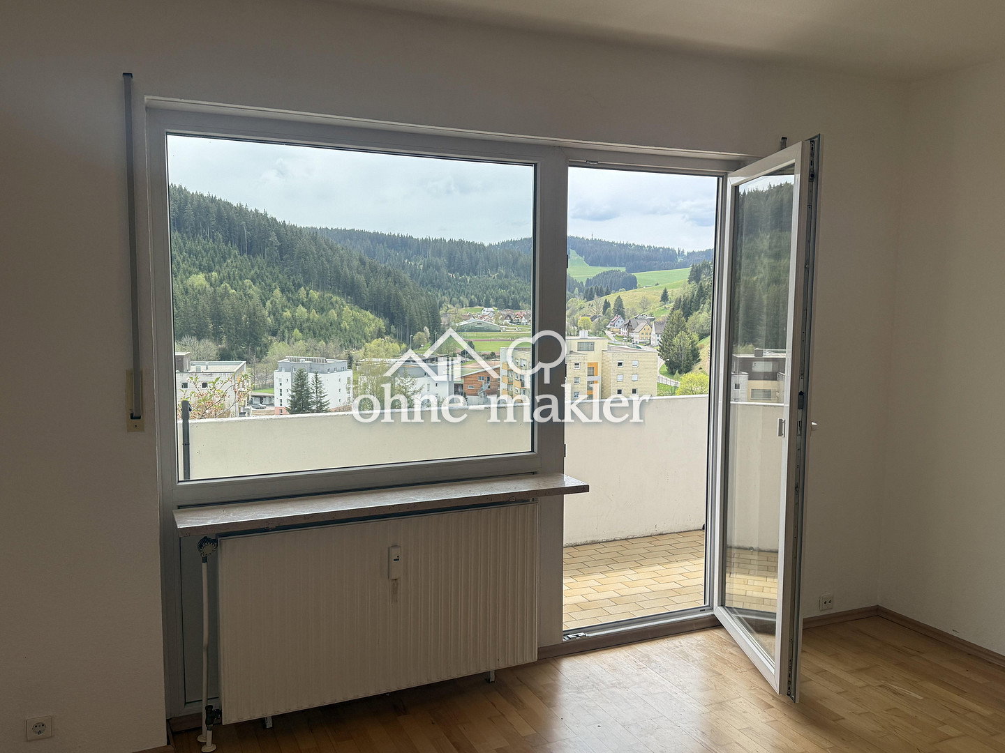 Hell und geräumig – Balkon mit Ausblick, 78120 Furtwangen im Schwarzwald