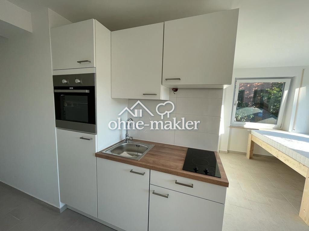 Top Lage Micro-Apartment für Singles & Pendler, 70469 Stuttgart (Feuerbach Zuffenhausen)