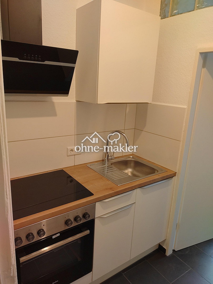 Schöne helle Altbauwohnung in Kiel Gaarden-Ost, 24143 Kiel (Gaarden-Ost Gaarden-Süd)