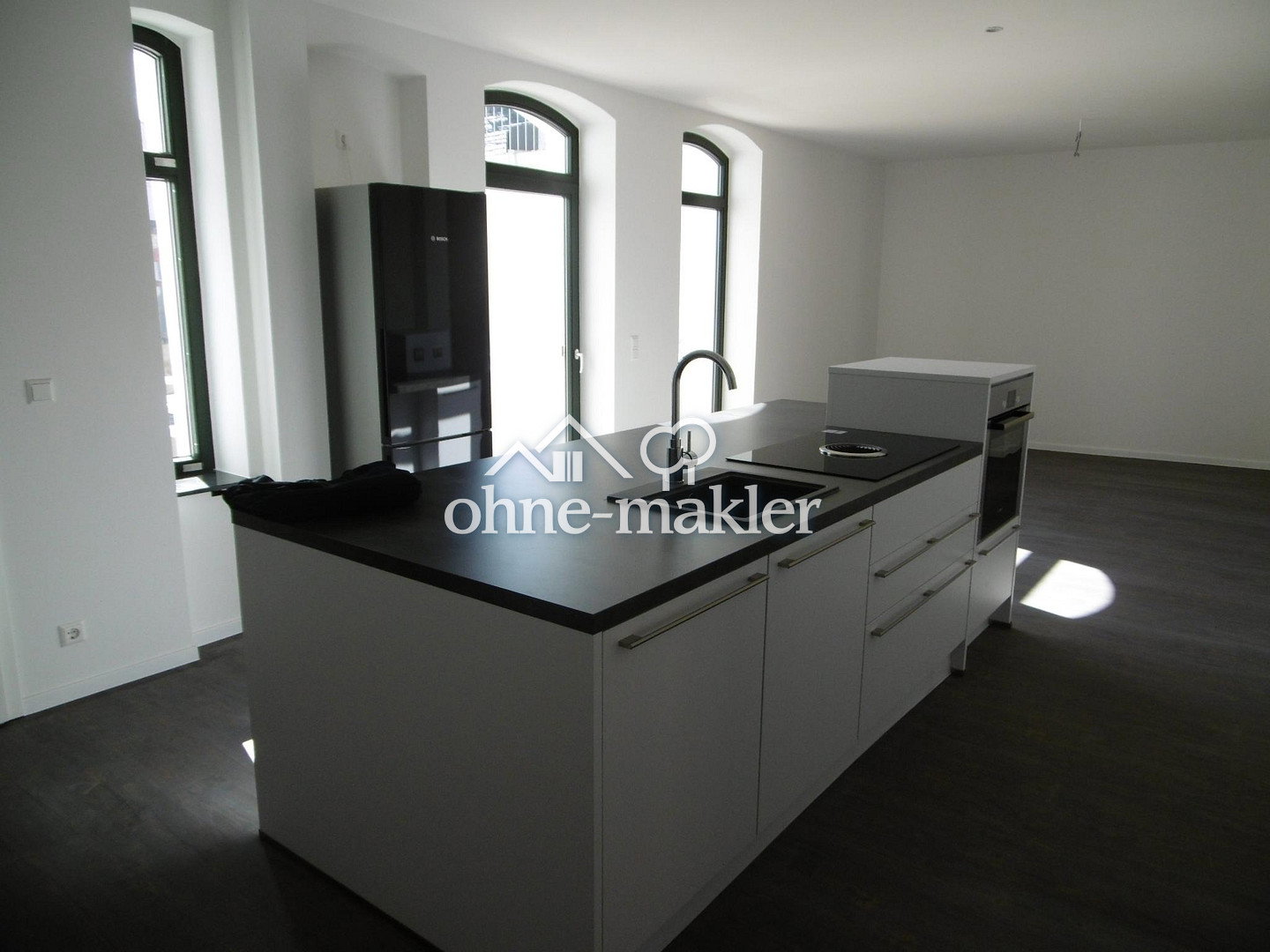 Idyllische Lage mit Parkgarage, 8056 Zwickau